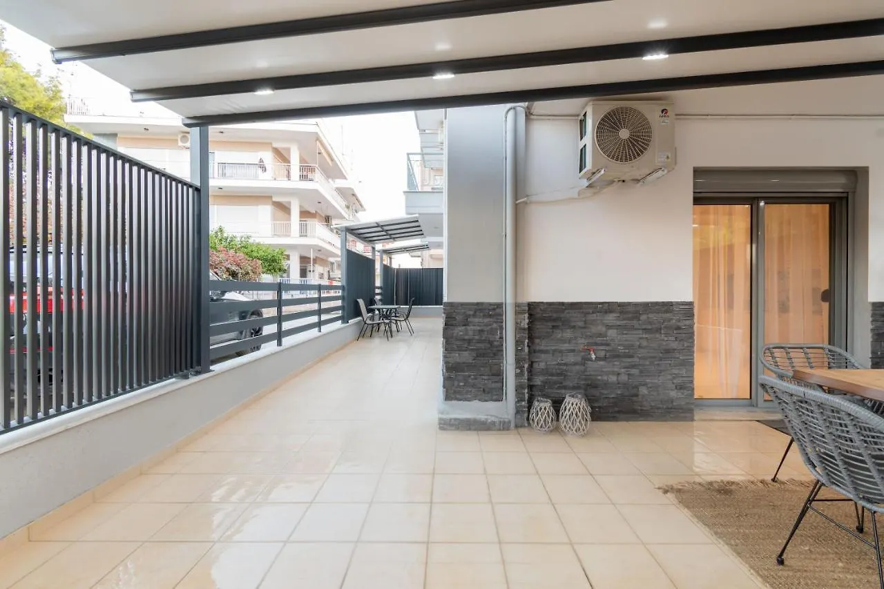 Sithoniars Luxury Ground Floor Apartment With Private Garden Néos Marmarás Griechenland