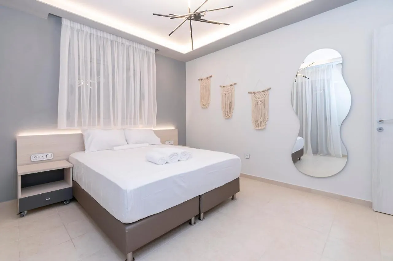 Sithoniars Luxury Ground Floor Apartment With Private Garden Neos Marmaras