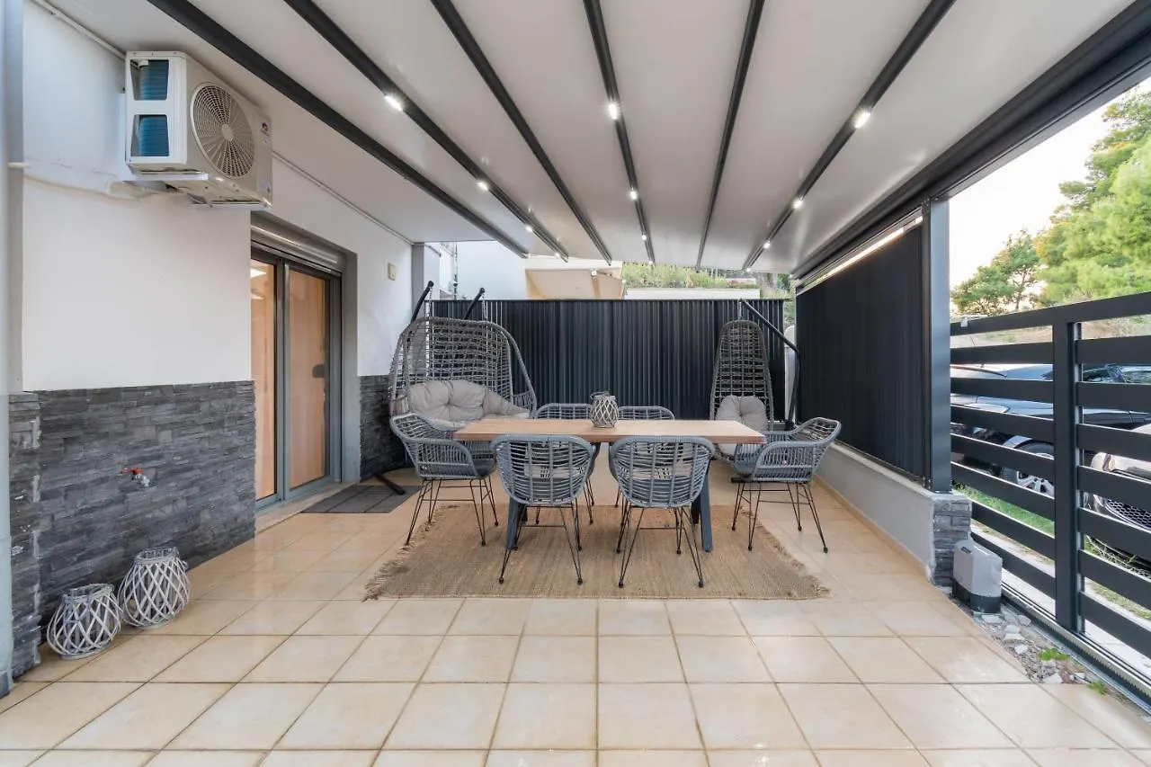 Sithoniars Luxury Ground Floor Apartment With Private Garden Neos Marmaras